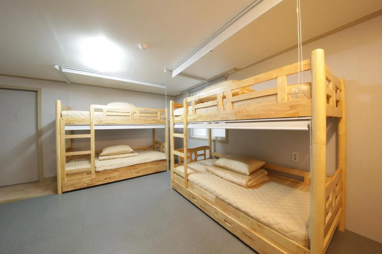 Hostel Familie Busan Station